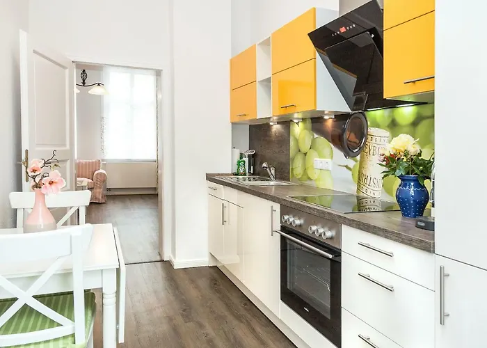 Komfortwohnung Innenstadt An Der Schelfkirche *