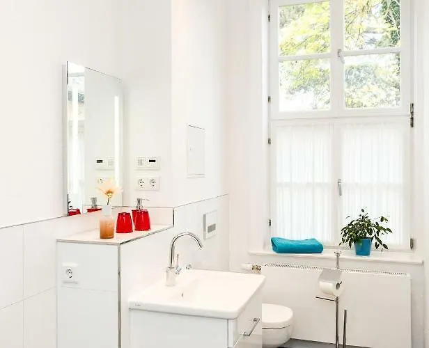 Komfortwohnung Innenstadt An Der Schelfkirche Apartment