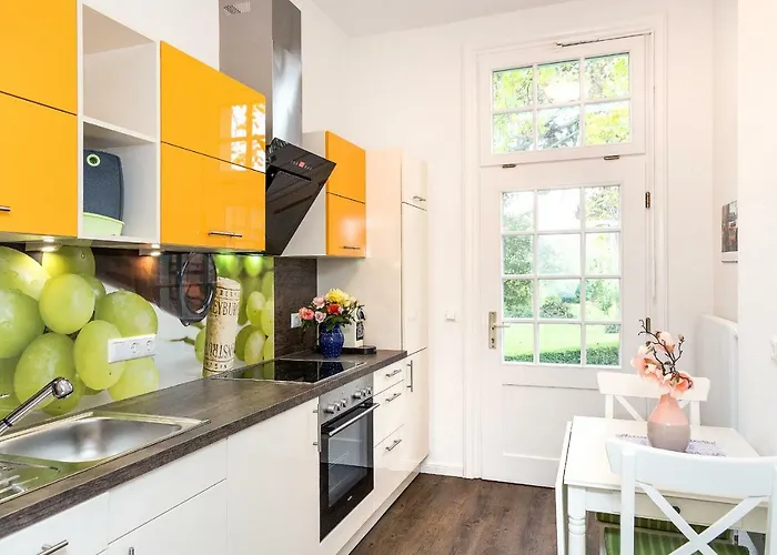 Komfortwohnung Innenstadt An Der Schelfkirche